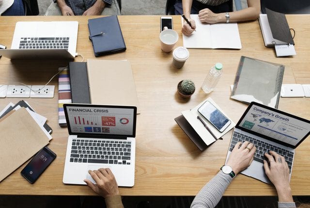 כל האמת על מוצרים דיגיטליים: השקעה רווחית או כישלון מפואר?