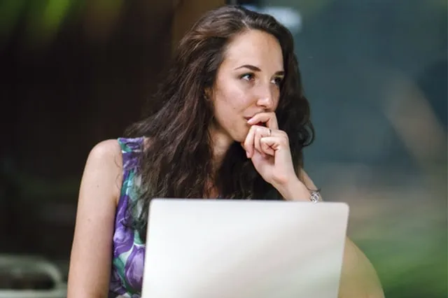 3 רעיונות שיעזרו לך להרוויח כסף מפרסומות כהשלמת הכנסה מהבית